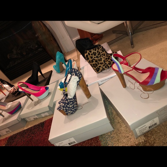 Size 7.5 - Picture 6 of 8